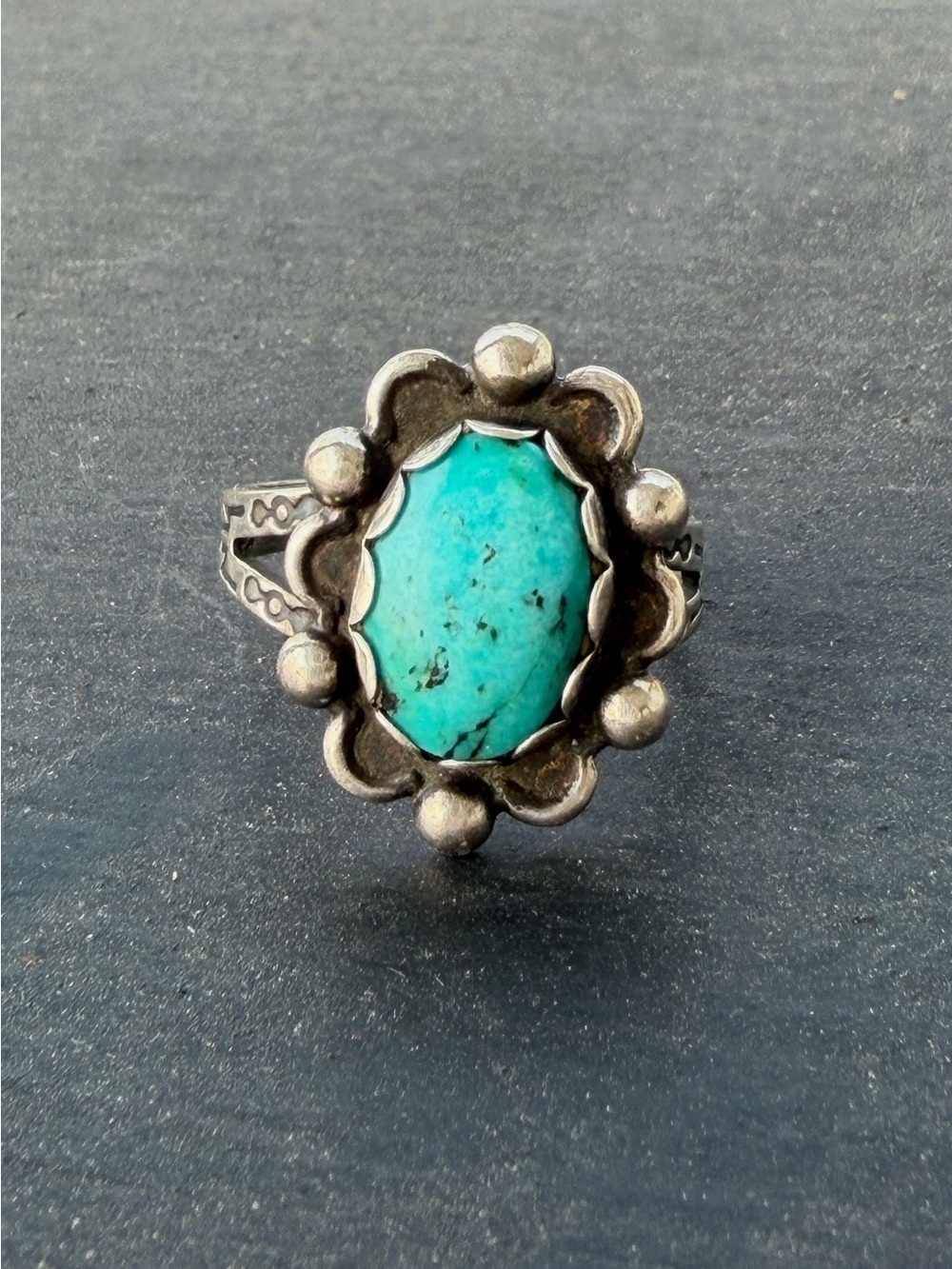 Vintage 925 Ring with Turquoise Oval Center - Blue Green - Size 7
